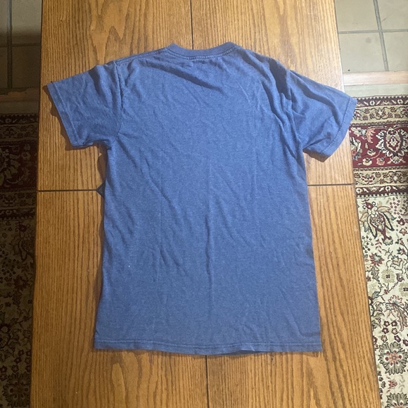 Captain America short sleeve shirt - Picture 2 of 3